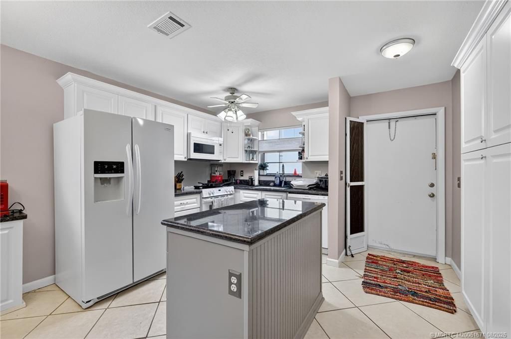 Photo of 2600 SE Ocean Boulevard #X6, Stuart, FL 34996 (MLS # M20051671)