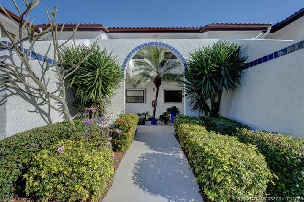 Photo of 6142 SE Landing Way #3, Stuart, FL 34997 (MLS # M20038051)