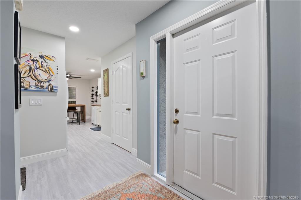 Stuart, Florida 34997, United States, 3 Bedrooms Bedrooms, ,3 BathroomsBathrooms,Residential,Pending,12920