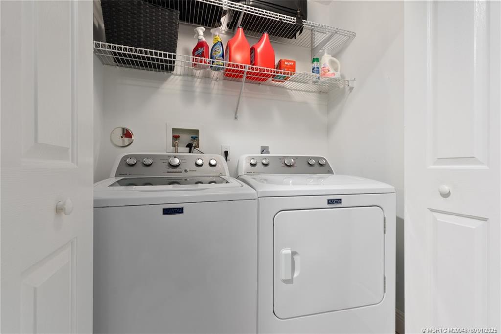 Stuart, Florida 34997, United States, 3 Bedrooms Bedrooms, ,3 BathroomsBathrooms,Residential,Pending,12920