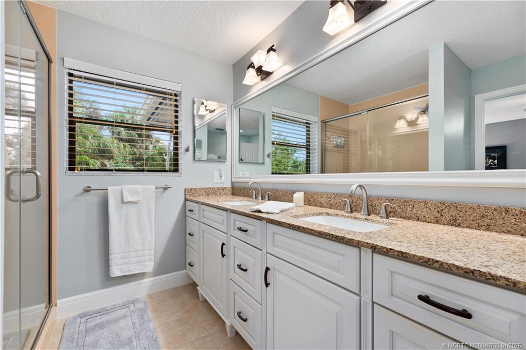 Stuart, Florida 34997, United States, 3 Bedrooms Bedrooms, ,3 BathroomsBathrooms,Residential,Pending,12920