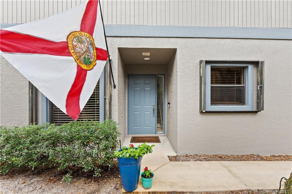 Stuart, Florida 34997, United States, 3 Bedrooms Bedrooms, ,3 BathroomsBathrooms,Residential,Pending,12920