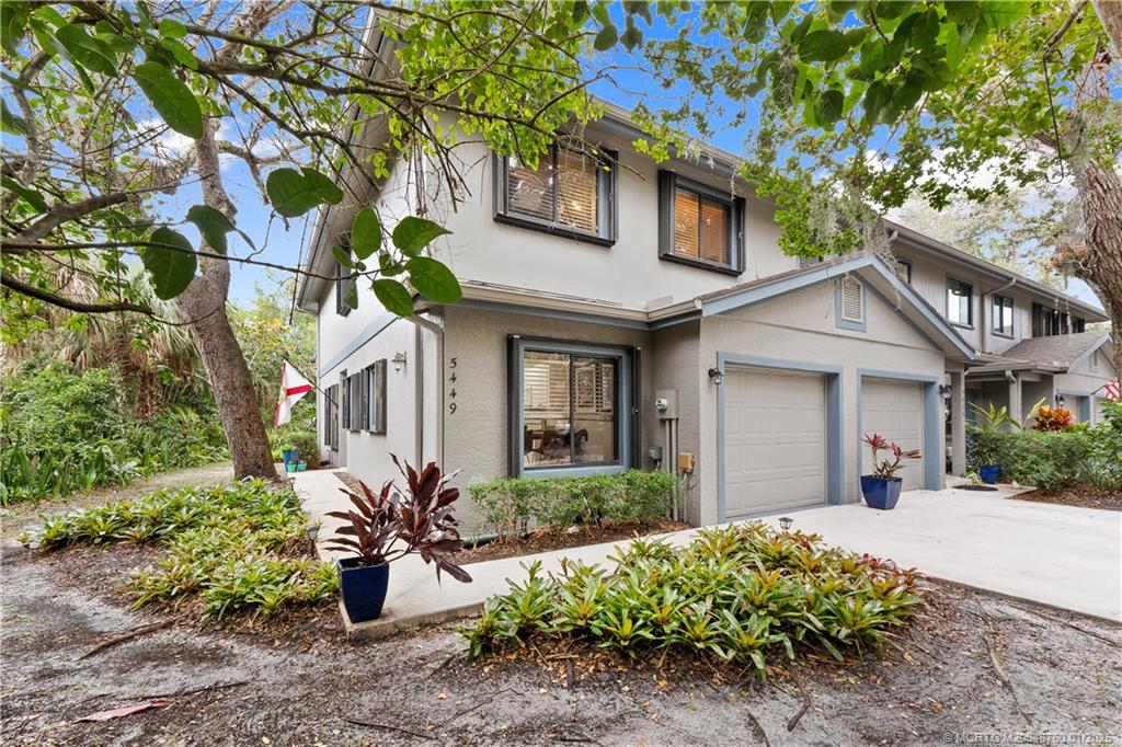 Stuart, Florida 34997, United States, 3 Bedrooms Bedrooms, ,3 BathroomsBathrooms,Residential,Pending,12920