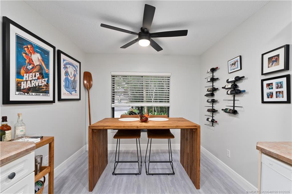 Stuart, Florida 34997, United States, 3 Bedrooms Bedrooms, ,3 BathroomsBathrooms,Residential,Pending,12920