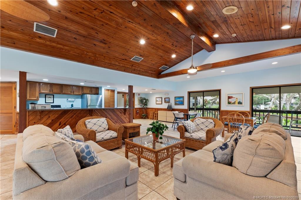 Stuart, Florida 34997, United States, 3 Bedrooms Bedrooms, ,3 BathroomsBathrooms,Residential,Pending,12920