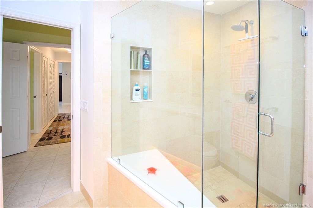 Stuart, Florida 34996, United States, 2 Bedrooms Bedrooms, ,2 BathroomsBathrooms,Residential,Active,238481