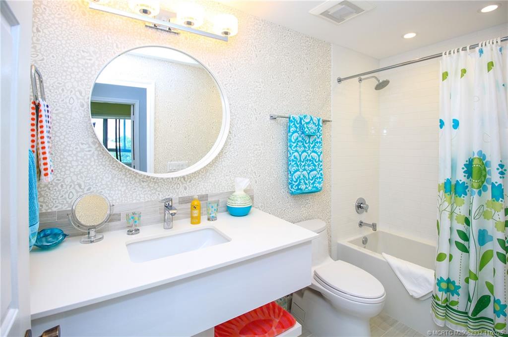 Stuart, Florida 34996, United States, 2 Bedrooms Bedrooms, ,2 BathroomsBathrooms,Residential,Active,238481