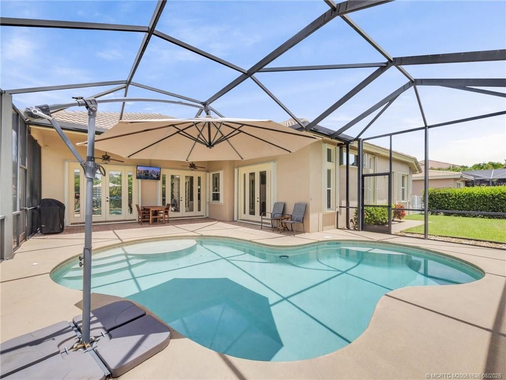 Photo of 1570 SE Dominion Way, Stuart, FL 34997 (MLS # M20051636)