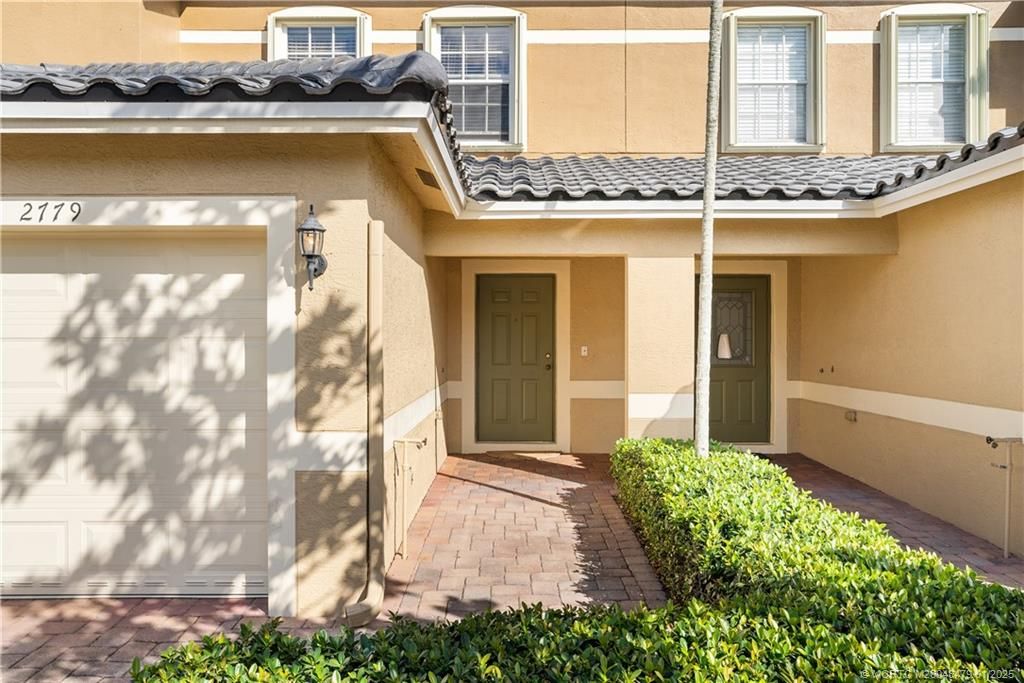 Photo of 2779 SE Birmingham Drive, Stuart, FL 34994 (MLS # M20048479)
