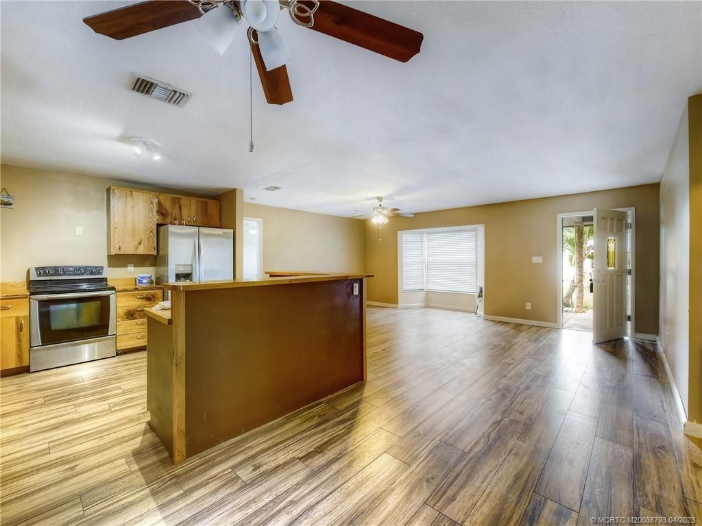 Photo of 6801 Pensacola Road, Fort Pierce, FL 34951 (MLS # M20038793)