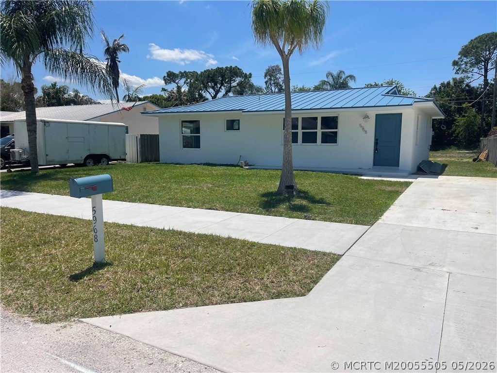 Photo of 5968 SE Avalon Drive, Stuart, FL 34997 (MLS # M20055505)