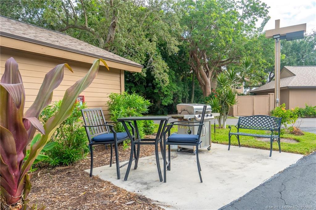 Stuart, Florida 34996, United States, 3 Bedrooms Bedrooms, ,3 BathroomsBathrooms,Residential,Active,223164