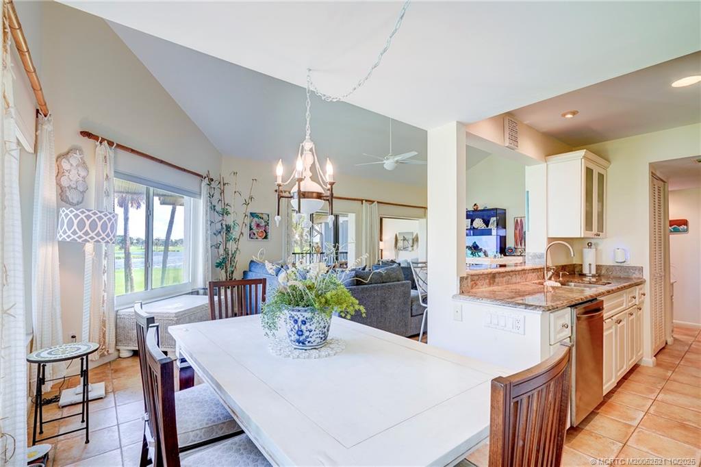 Stuart, Florida 34996, United States, 3 Bedrooms Bedrooms, ,3 BathroomsBathrooms,Residential,Active,223164