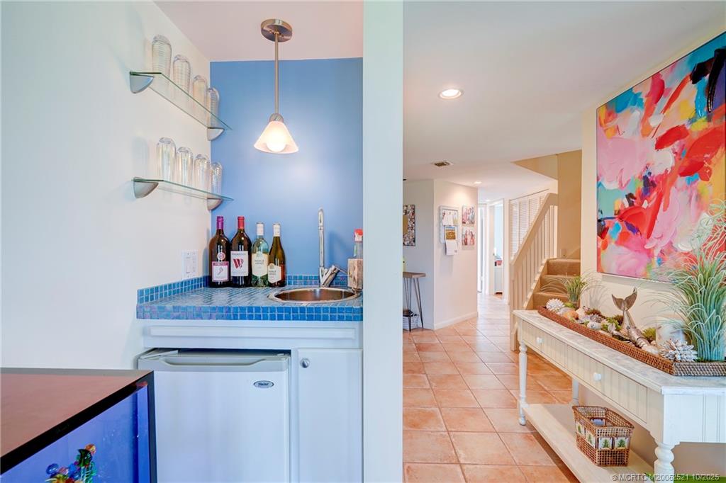 Stuart, Florida 34996, United States, 3 Bedrooms Bedrooms, ,3 BathroomsBathrooms,Residential,Active,223164