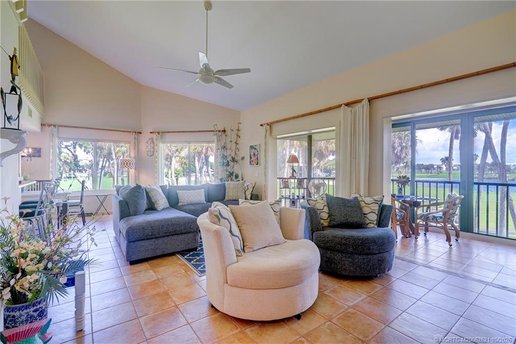 Stuart, Florida 34996, United States, 3 Bedrooms Bedrooms, ,3 BathroomsBathrooms,Residential,Active,223164