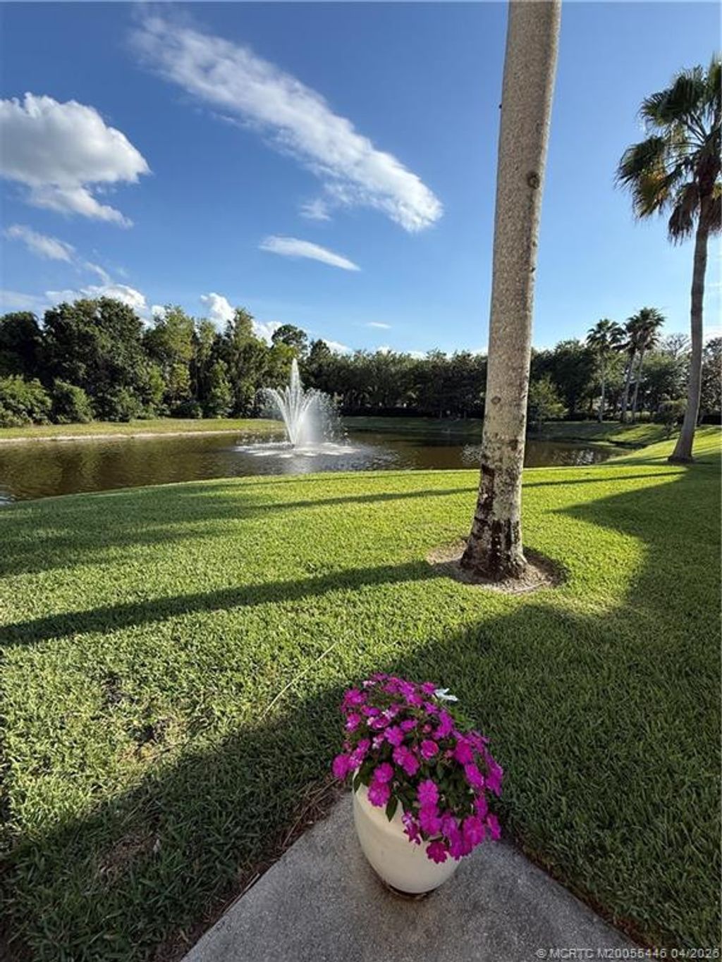Photo of 1560 SE Hampshire Way #204, Stuart, FL 34994 (MLS # M20055446)