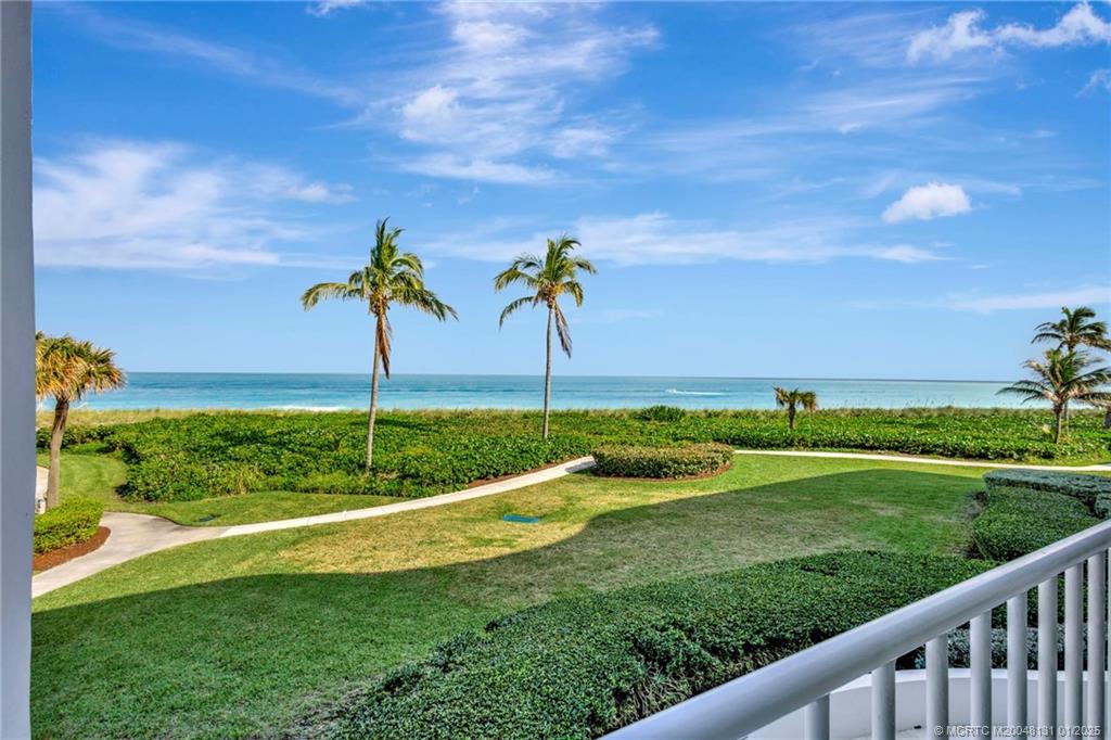 Stuart, Florida 34996, United States, 2 Bedrooms Bedrooms, ,3 BathroomsBathrooms,Residential,Pending,24740