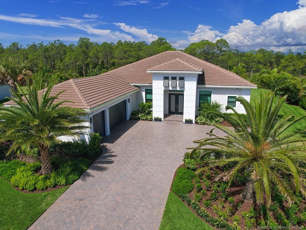 Photo of 3246 SW Loriope Loop, Palm City, FL 34990 (MLS # M20044136)