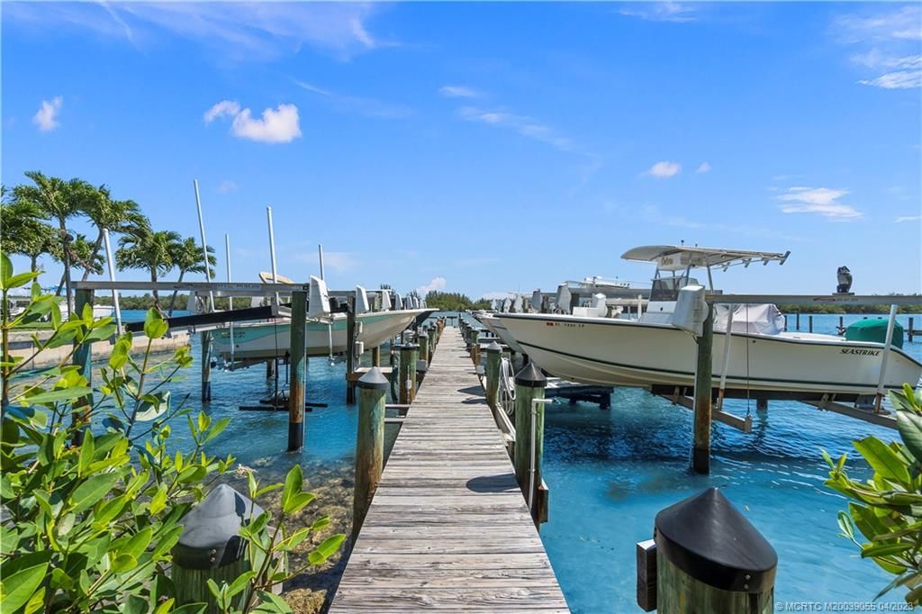 Photo of 5374 SE Inlet Place, Stuart, FL 34997 (MLS # M20039055)