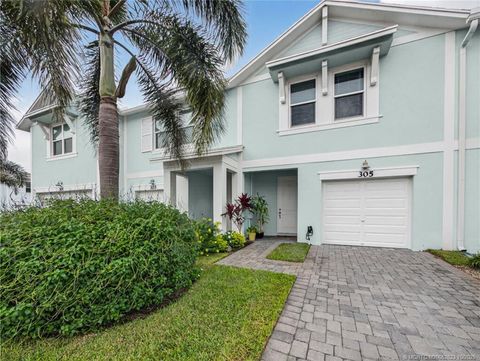 Photo of 305 SE Halifax Lane, Stuart, FL 34994 (MLS # M20052623)