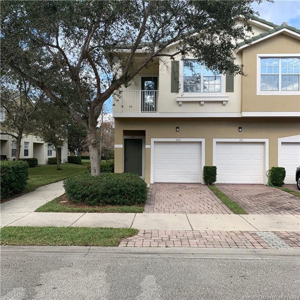 Photo of 1551 SE Wilshire Place #202, Stuart, FL 34994 (MLS # M20041186)