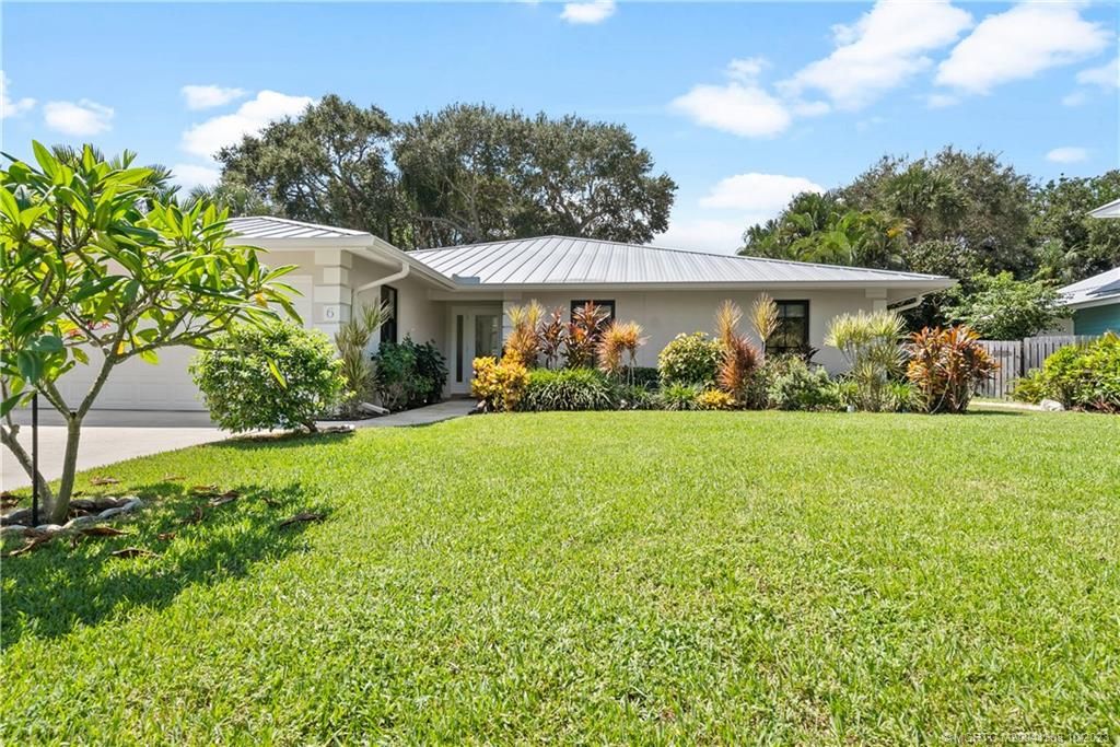 Photo of 6 Lantana Lane, Sewalls Point, FL 34996 (MLS # M20041308)