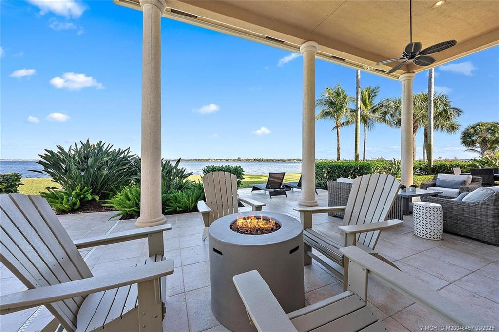 166 SW Palm Cove Drive