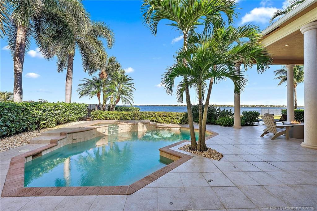 166 SW Palm Cove Drive