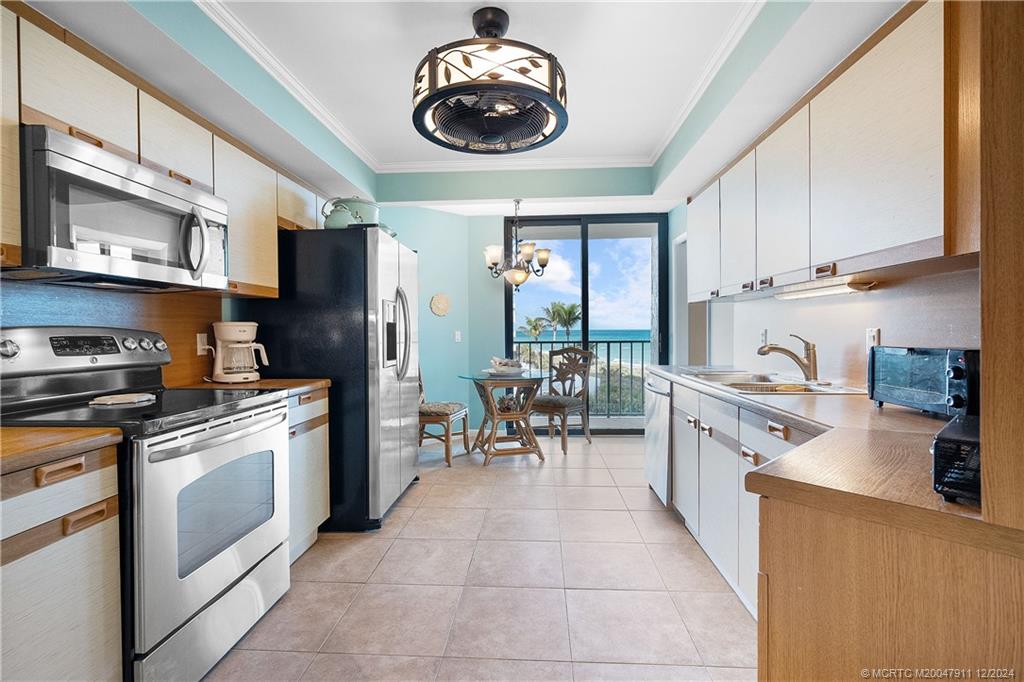 9650 S Ocean Drive 301