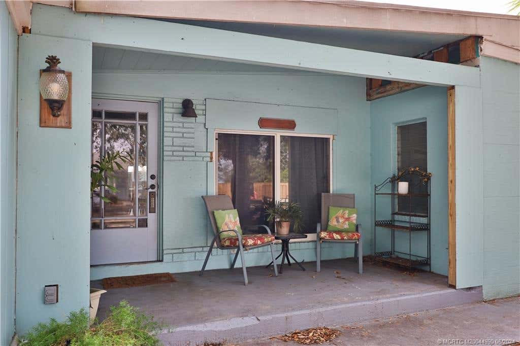 Photo of 1817 NE 23rd Avenue, Jensen Beach, FL 34957 (MLS # M20044990)