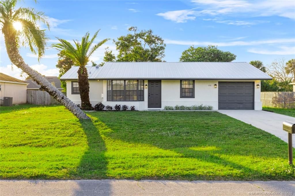 Photo of 456 NW Byron Street, Port Saint Lucie, FL 34983 (MLS # M20049005)