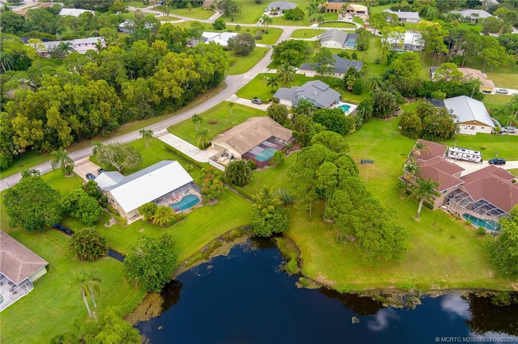 Photo of 2142 SE Opal Way, Stuart, FL 34997 (MLS # M20038933)