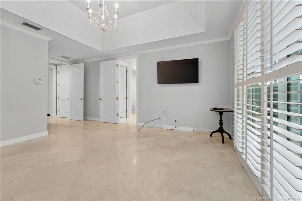 11694 SE Plandome Drive