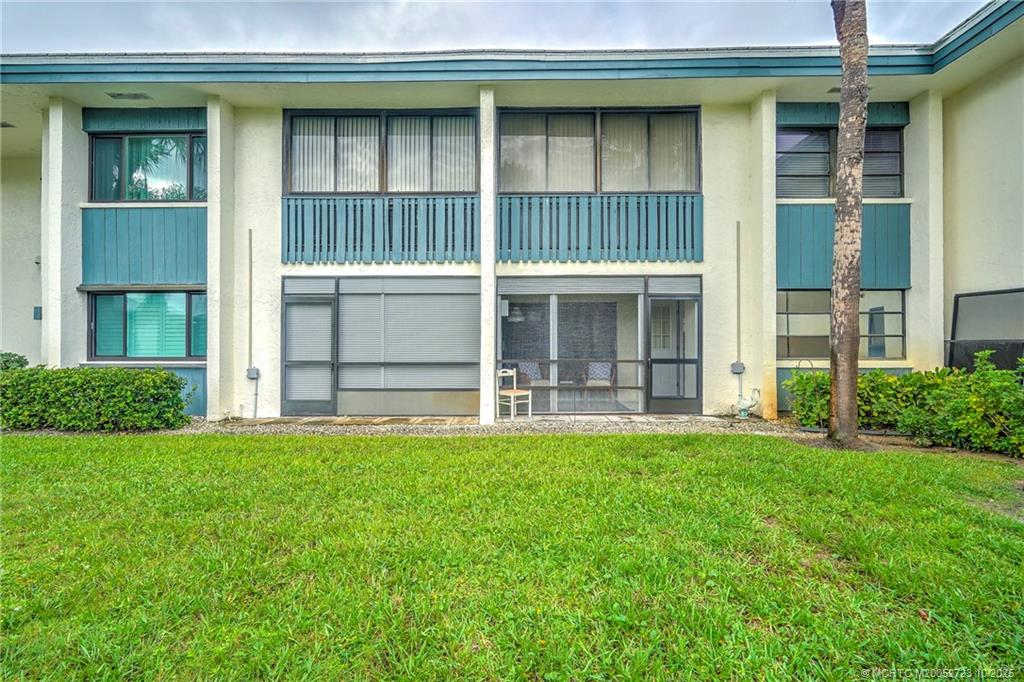 Stuart, Florida 34996, United States, 1 Bedroom Bedrooms, ,2 BathroomsBathrooms,Residential,Active,230845
