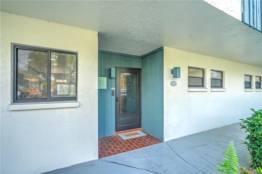 Stuart, Florida 34996, United States, 1 Bedroom Bedrooms, ,2 BathroomsBathrooms,Residential,Active,230845