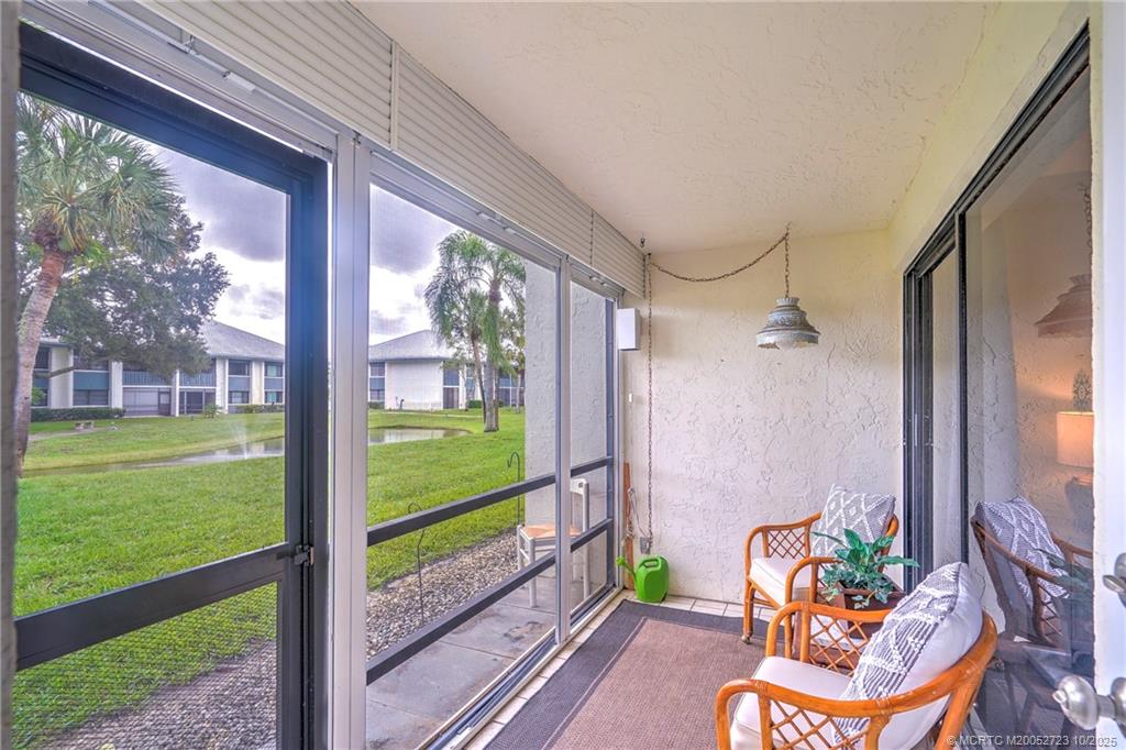 Stuart, Florida 34996, United States, 1 Bedroom Bedrooms, ,2 BathroomsBathrooms,Residential,Active,230845