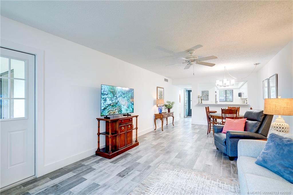 Stuart, Florida 34996, United States, 1 Bedroom Bedrooms, ,2 BathroomsBathrooms,Residential,Active,230845