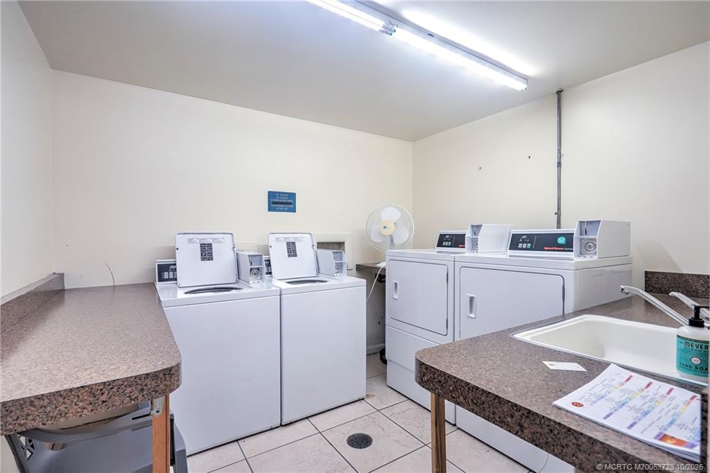 Stuart, Florida 34996, United States, 1 Bedroom Bedrooms, ,2 BathroomsBathrooms,Residential,Active,230845