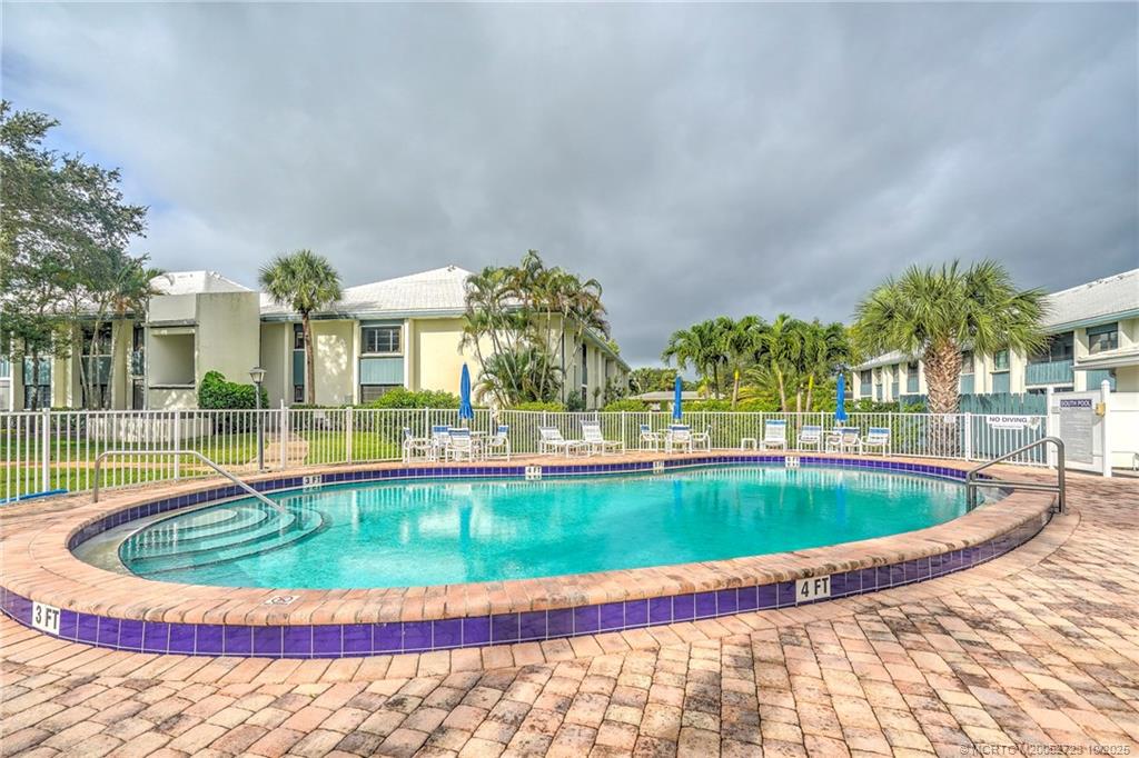 Stuart, Florida 34996, United States, 1 Bedroom Bedrooms, ,2 BathroomsBathrooms,Residential,Active,230845
