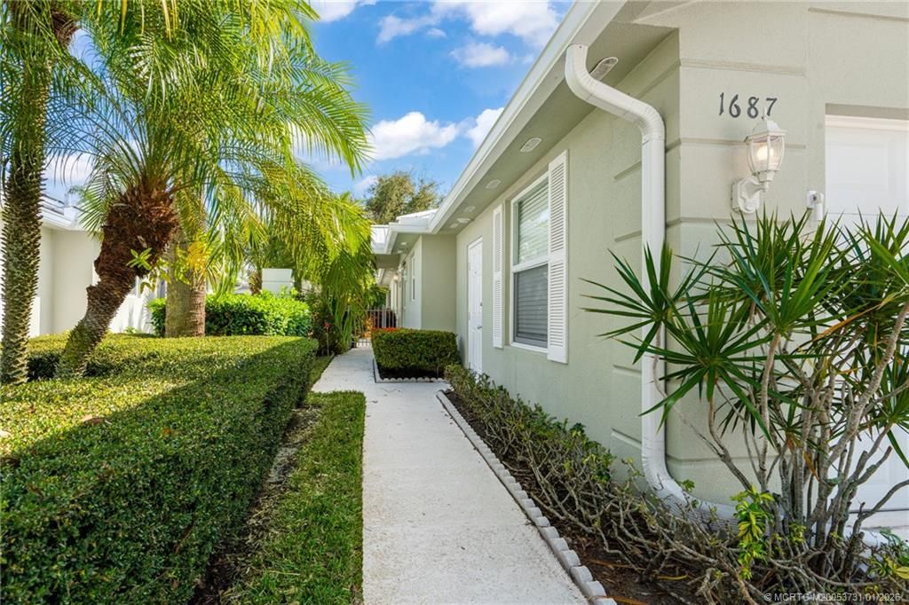 Photo of 1687 SW Springfield Court, Palm City, FL 34990 (MLS # M20053731)