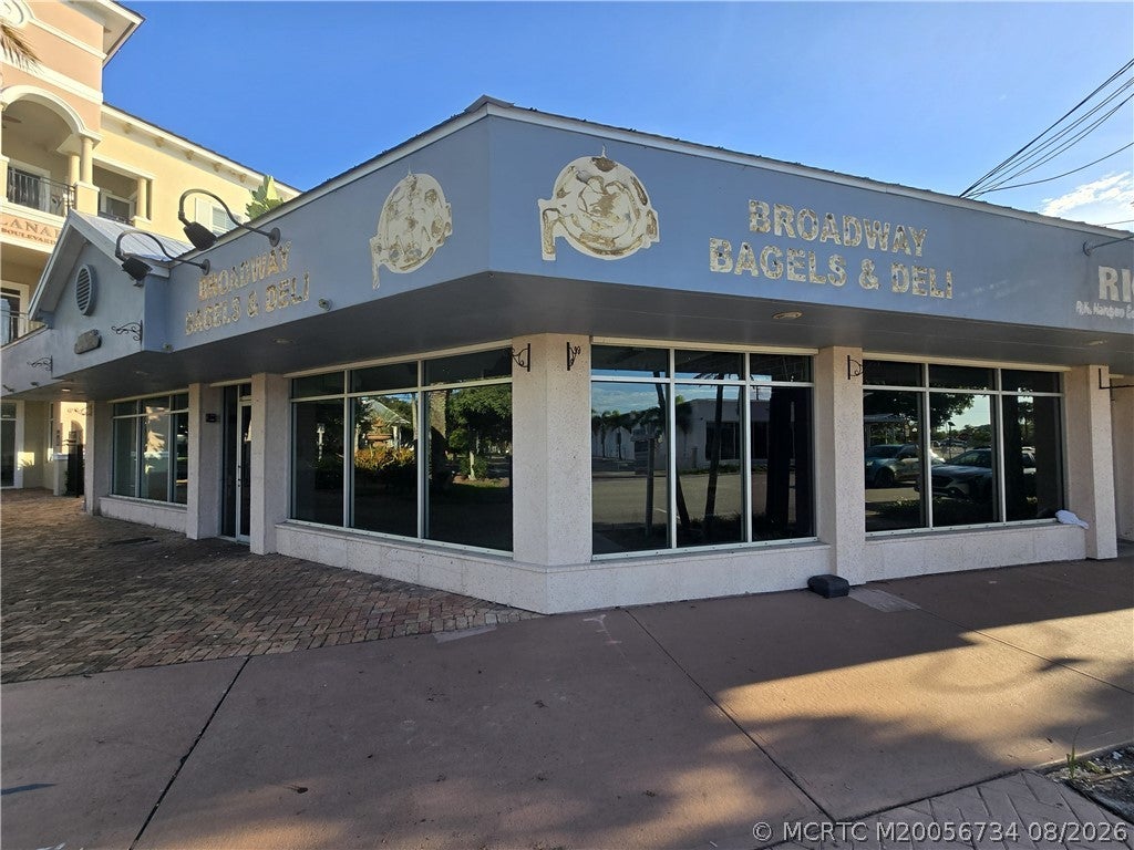 Photo of 40 SE Ocean Boulevard, Stuart, FL 34994 (MLS # M20056734)