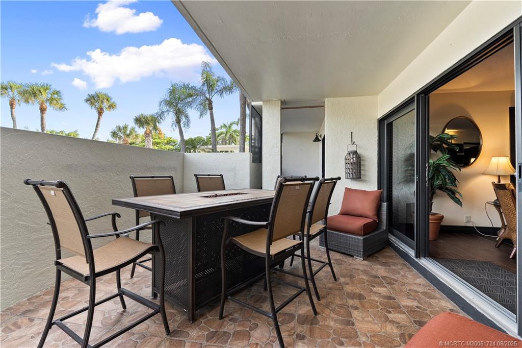 Jensen Beach, Florida 34957, United States, 2 Bedrooms Bedrooms, ,2 BathroomsBathrooms,Residential,Active,189595