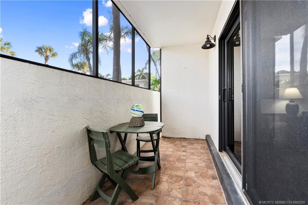 Jensen Beach, Florida 34957, United States, 2 Bedrooms Bedrooms, ,2 BathroomsBathrooms,Residential,Active,189595