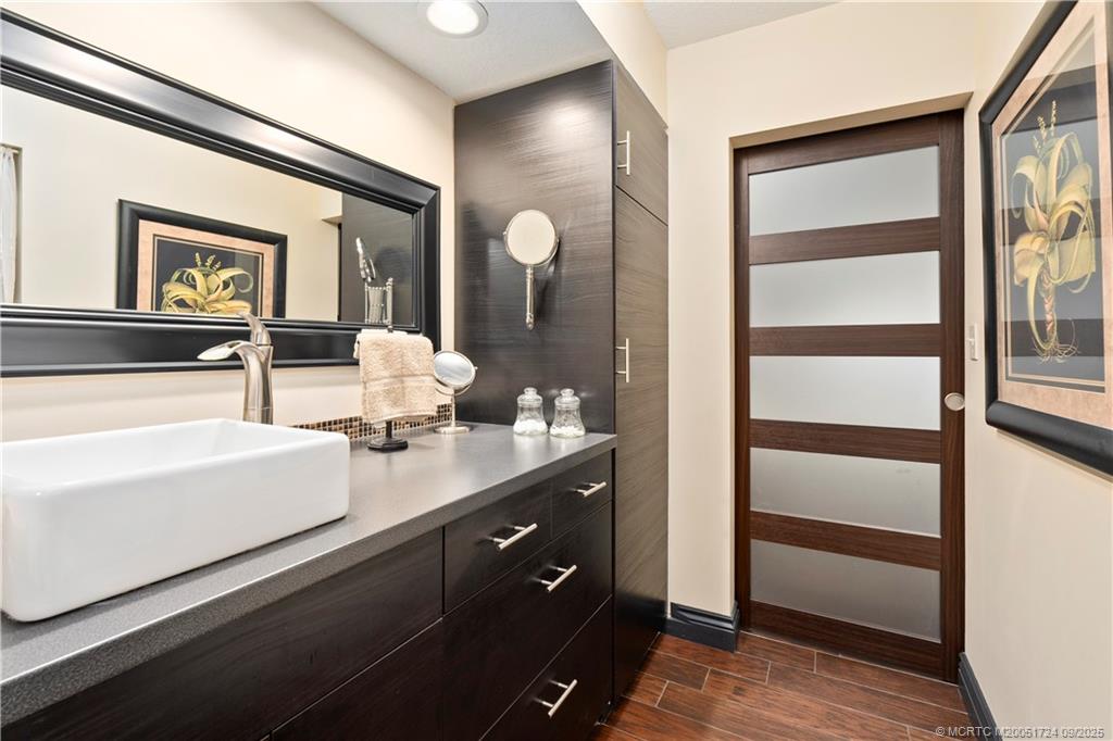 Jensen Beach, Florida 34957, United States, 2 Bedrooms Bedrooms, ,2 BathroomsBathrooms,Residential,Active,189595