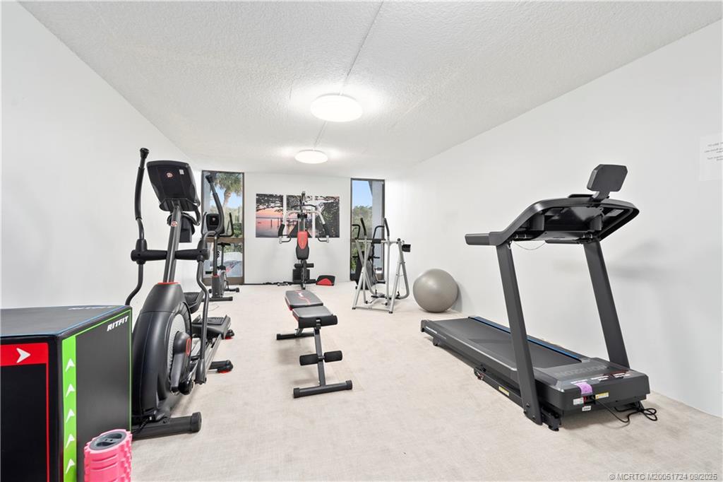 Jensen Beach, Florida 34957, United States, 2 Bedrooms Bedrooms, ,2 BathroomsBathrooms,Residential,Active,189595