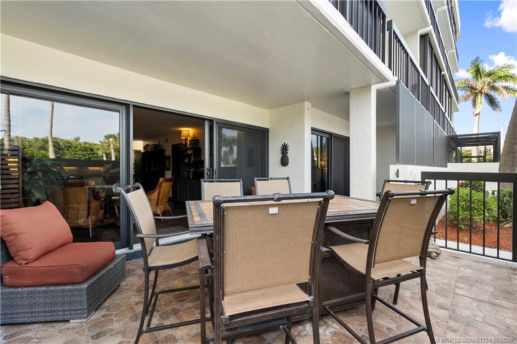 Jensen Beach, Florida 34957, United States, 2 Bedrooms Bedrooms, ,2 BathroomsBathrooms,Residential,Active,189595