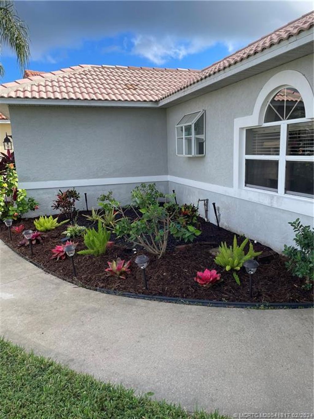 Photo of 4344 SE Hopetown Terrace, Stuart, FL 34997 (MLS # M20041817)