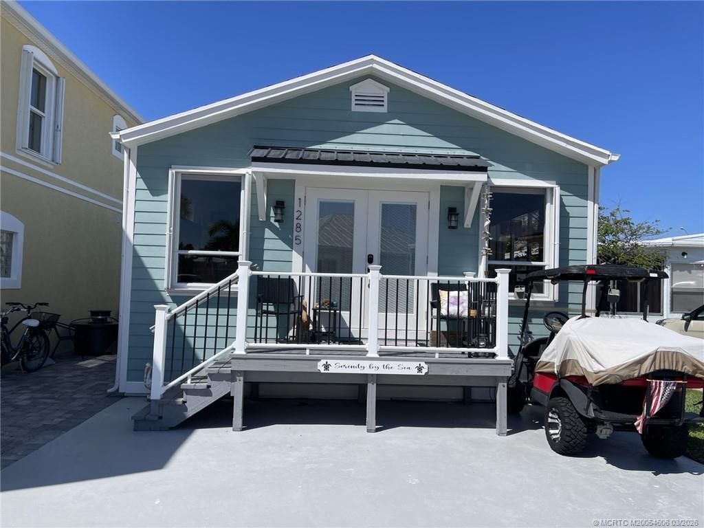 Photo of 1285 Nettles Boulevard, Jensen Beach, FL 34957 (MLS # M20054606)