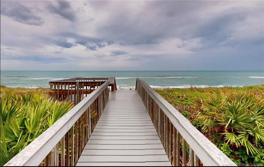 Photo of 429 NE Tradewind Lane #405, Stuart, FL 34996 (MLS # M20054857)