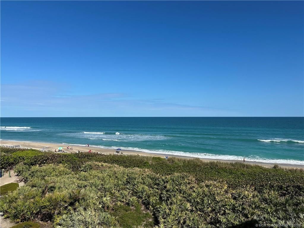 Photo of 429 NE Tradewind Lane #405, Stuart, FL 34996 (MLS # M20054857)